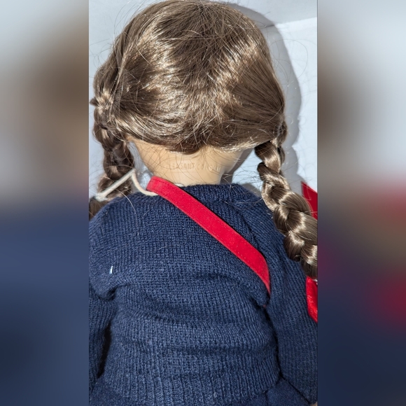 American Girl Doll Molly (Pleasant Company) - Picture 2 of 4